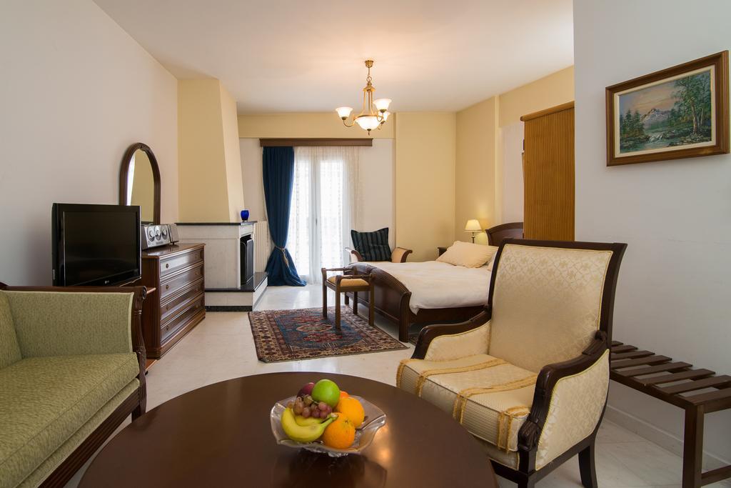 Papastavrou Apartments Калаврита Номер фото