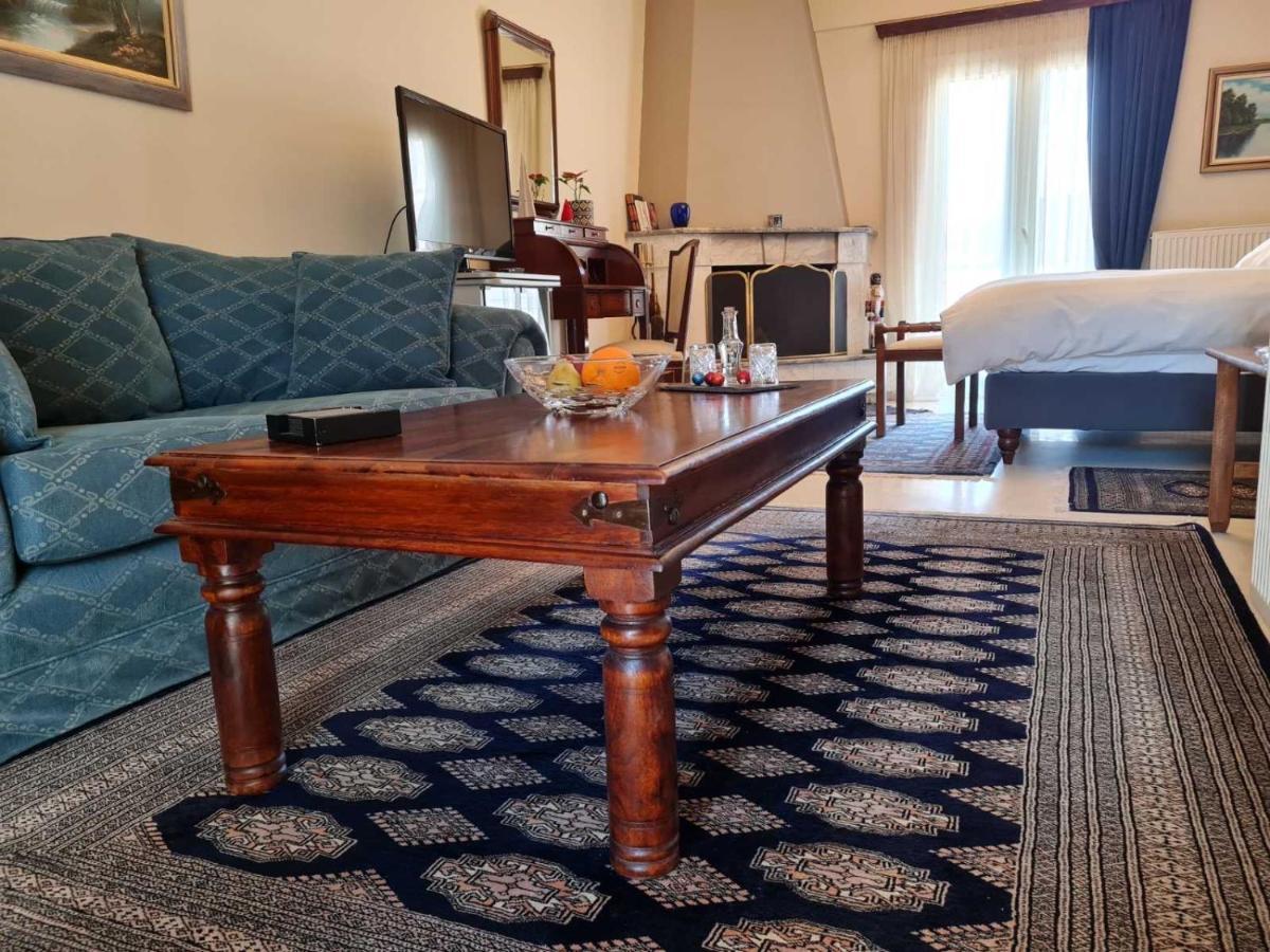 Papastavrou Apartments Калаврита Экстерьер фото
